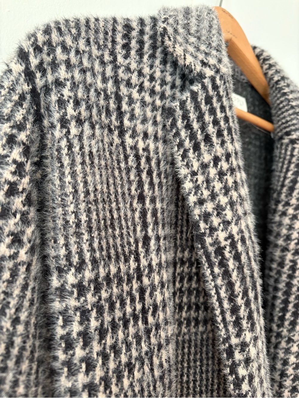 Z Supply Mason Houndstooth Eyelash Knit Long Sweater Coat - Size S (Excellent) - Picture 3 of 11